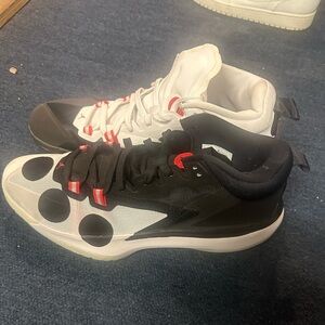 Men's Black and White Athletic Shoes